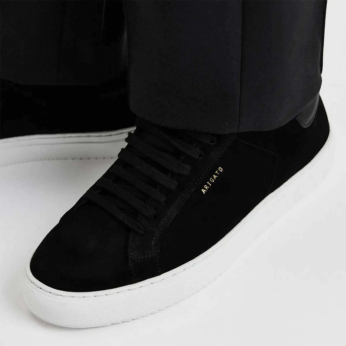 Axel Arigato - Clean 90 Suede Sneakers in Black