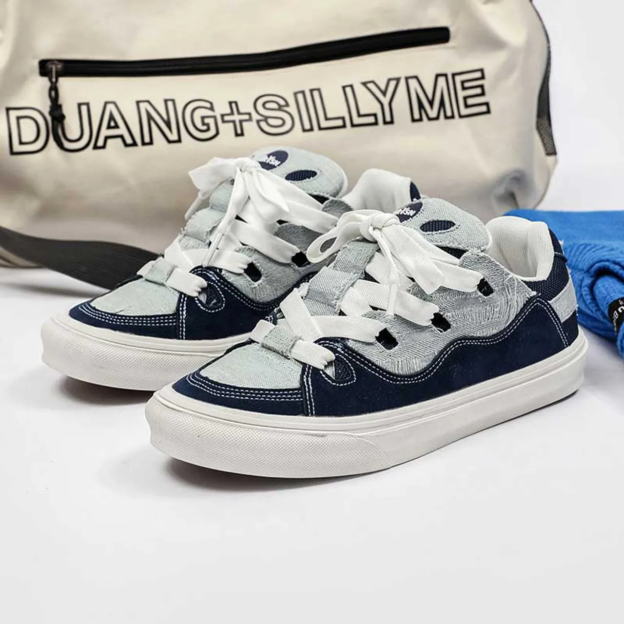 Denim blue stitching accents casual shoe sneaker 2439