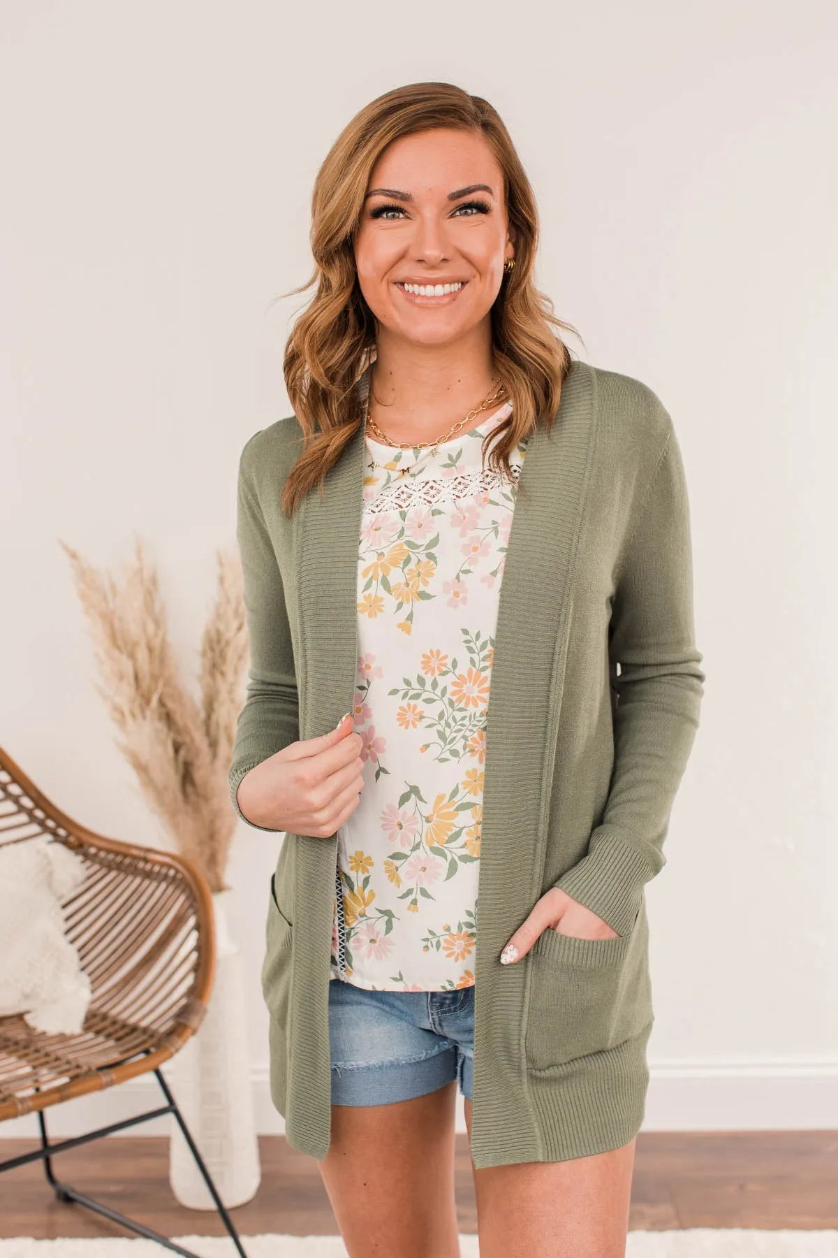 Essential Cardigan- Light Olive