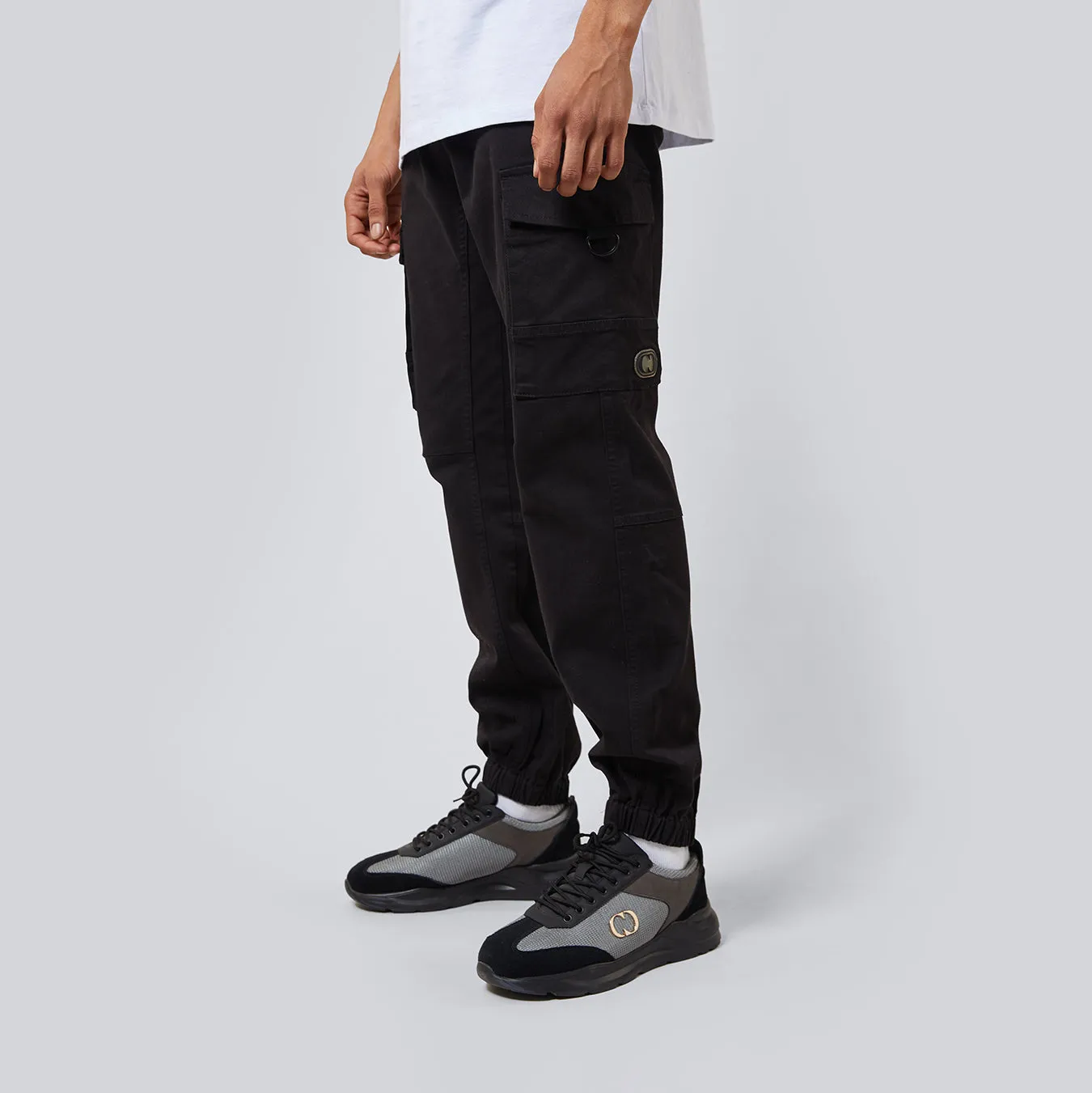 MANHATTAN CARGO PANTS - BLACK