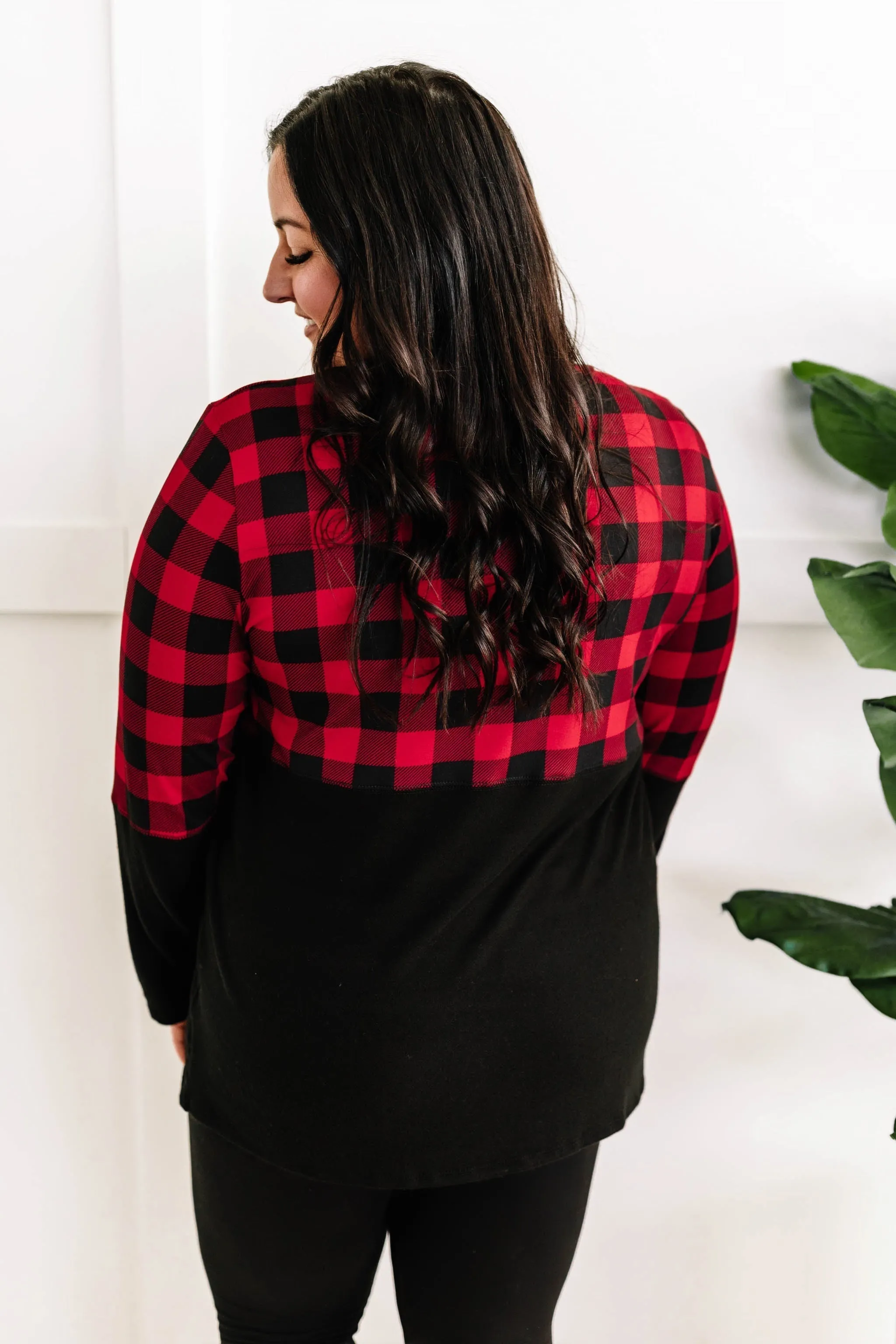 V Neck Buffalo Plaid Top In Red & Black